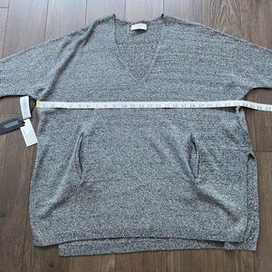 ARITZIA Babaton Baylor Sweater in Heathered Grey